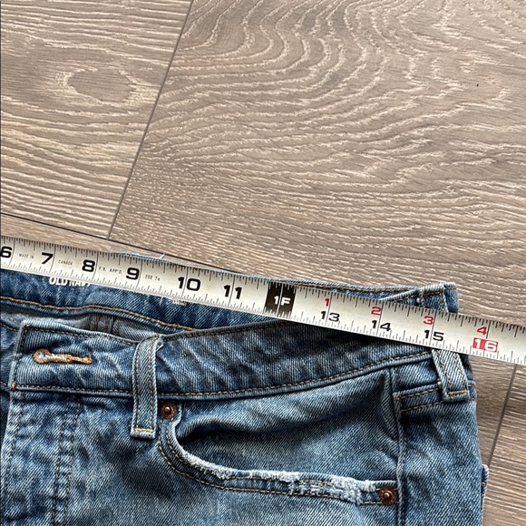 Old Navy Women's Blue Denim Shorts - Picture 3 of 6